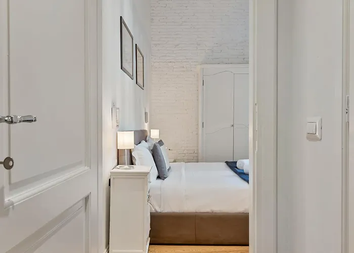 Apartment Near Piazzale Michelangelo *